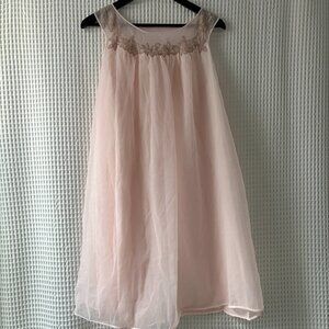 Vintage Charmode Sears Roebuck pale pink nylon nightgown women's size 38